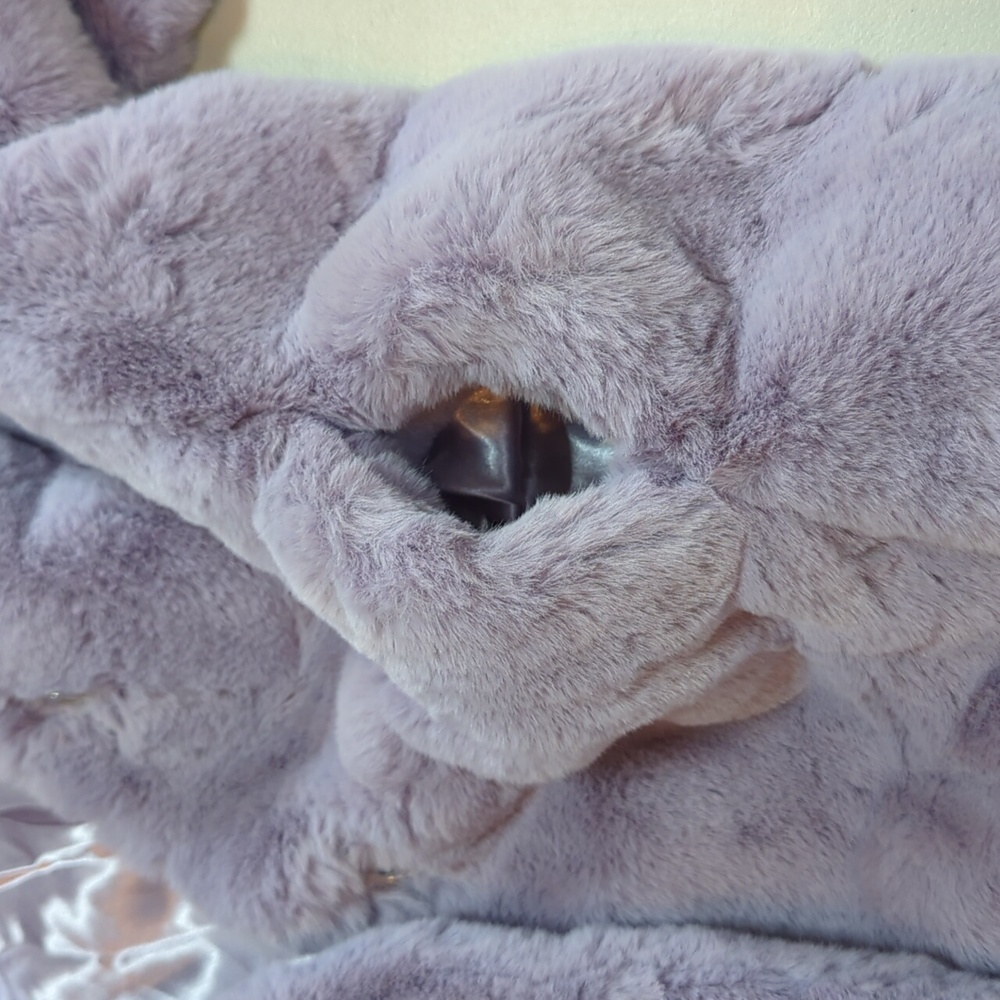 Kensie, Lilac /Lavender,Faux Fur Jacket. Medium - Picture 11 of 13